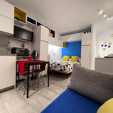Aparthotel Estudio Mondrian Playa del Ingles (Gran Canaria)