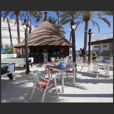 Estudio Mondrian * Playa del Ingles (Gran Canaria)