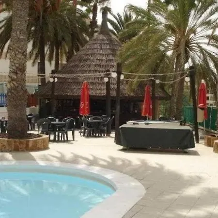 Estudio Mondrian * Playa del Ingles (Gran Canaria)