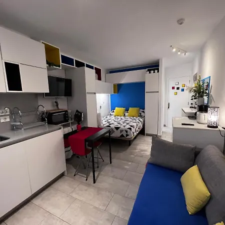 Appart hôtel Estudio Mondrian