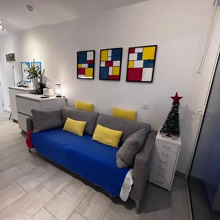 Appart hôtel Estudio Mondrian