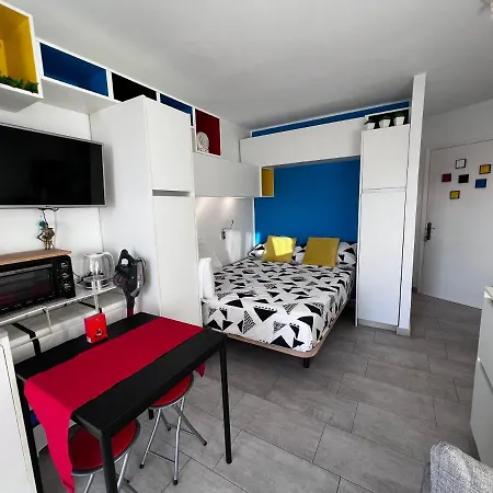 Appart hôtel Estudio Mondrian