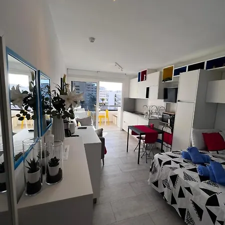 Appart hôtel Estudio Mondrian