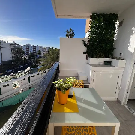 Estudio Mondrian Appart hôtel