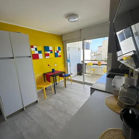 Estudio Mondrian Appart hôtel