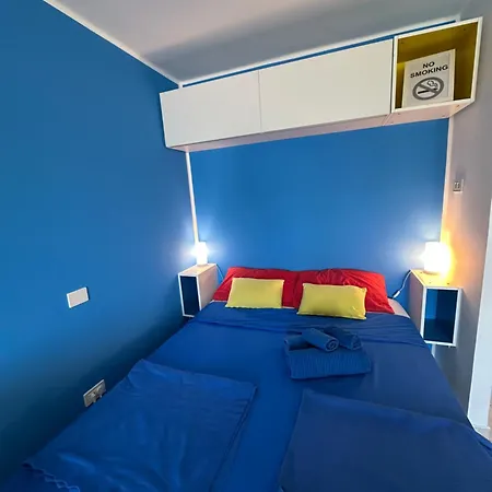 Estudio Mondrian Appart hôtel