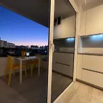 Estudio Mondrian شقة فندقية 4*